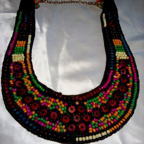 Colorful Beaded Necklace - Picture 1 of 8
